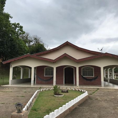 הוילה Lindóia Sitio Dos Rodrigues מראה חיצוני תמונה