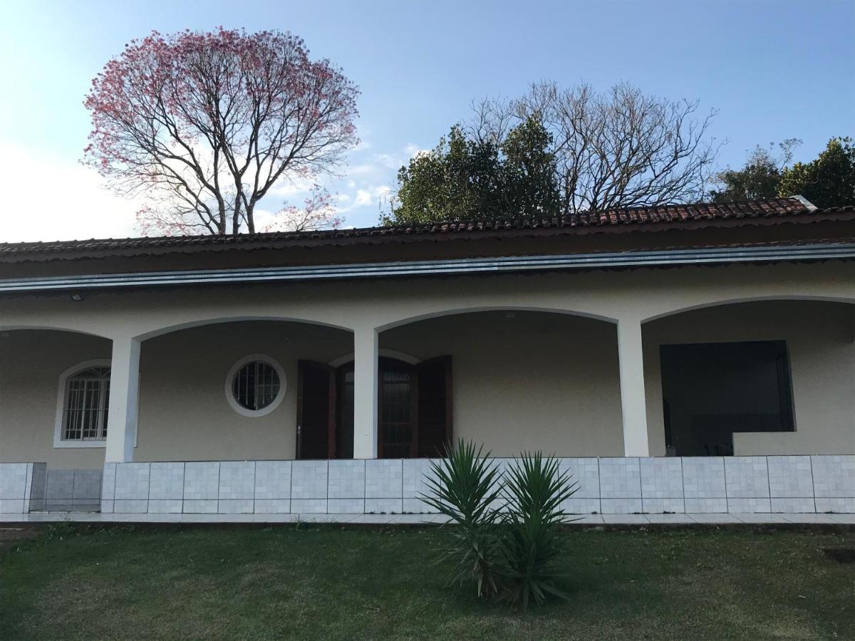 הוילה Lindóia Sitio Dos Rodrigues מראה חיצוני תמונה