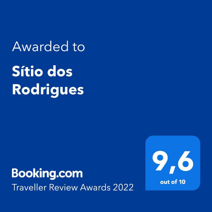 הוילה Lindóia Sitio Dos Rodrigues מראה חיצוני תמונה