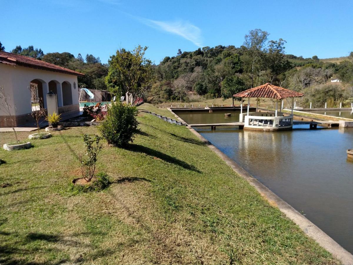 הוילה Lindóia Sitio Dos Rodrigues מראה חיצוני תמונה