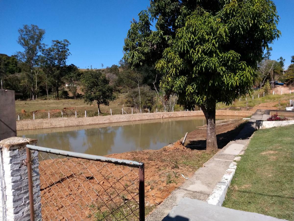 הוילה Lindóia Sitio Dos Rodrigues מראה חיצוני תמונה