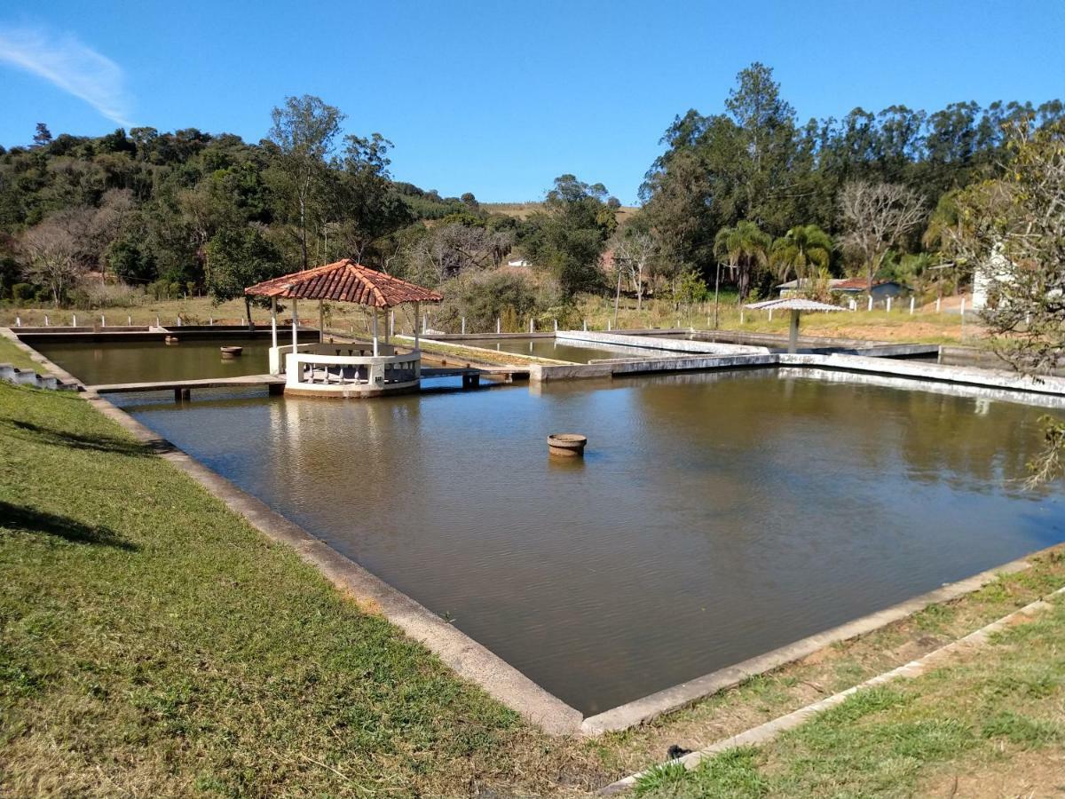 הוילה Lindóia Sitio Dos Rodrigues מראה חיצוני תמונה